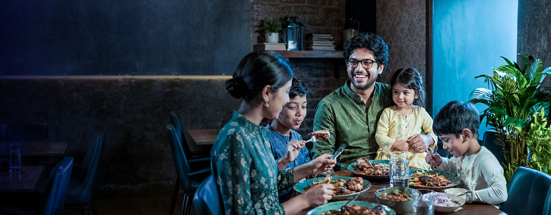 Dining offers masthead